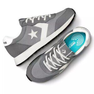 New in box Converse Omega Trainer Adult Low Top Lace-Up Sneakers Womens 8.5 Gray